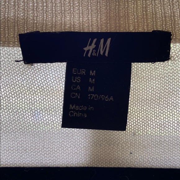 H&M Black and White Sweater - Picture 2 of 3